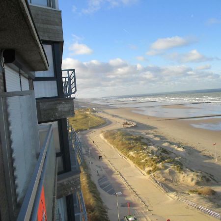 Studio On The Beach With Sea View Middelkerke Eksteriør bilde