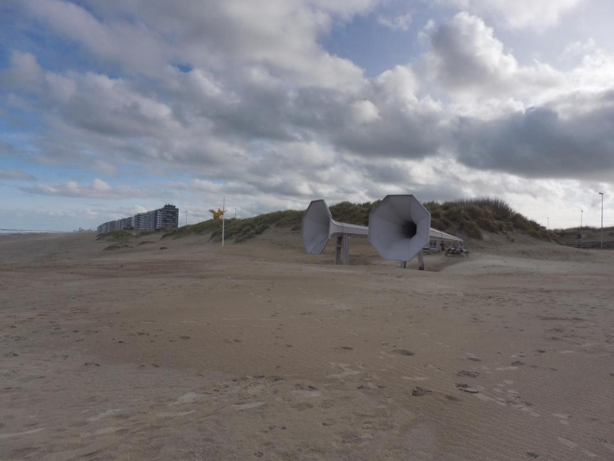 Studio On The Beach With Sea View Middelkerke Eksteriør bilde