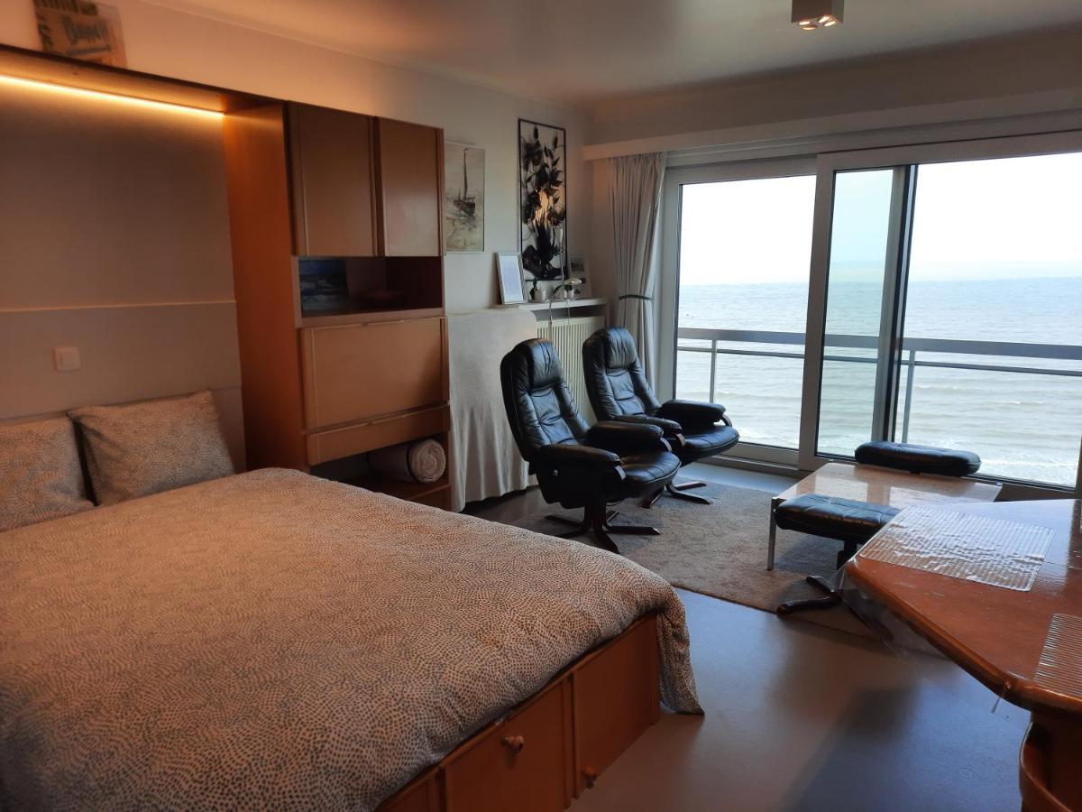 Studio On The Beach With Sea View Middelkerke Eksteriør bilde