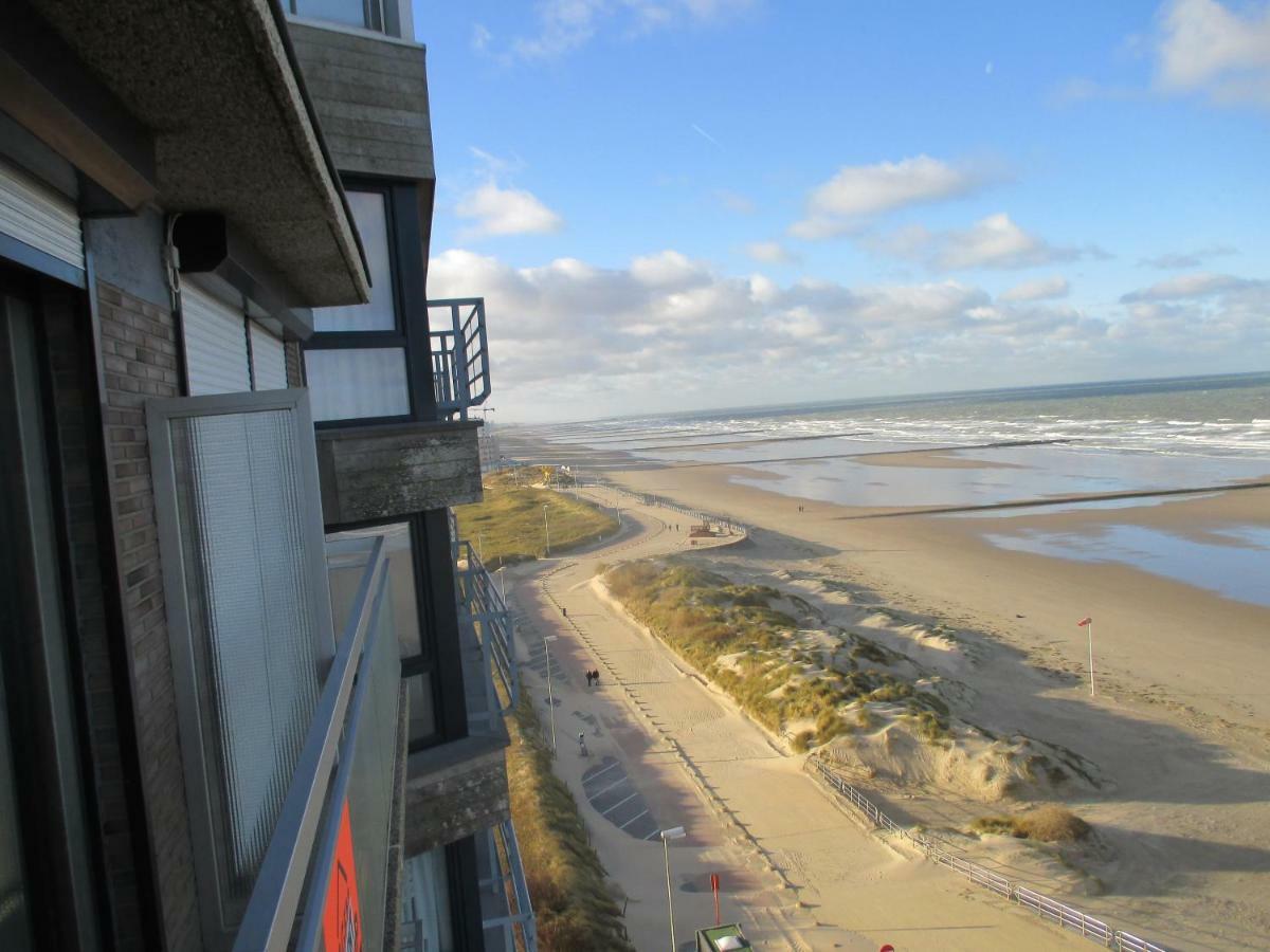 Studio On The Beach With Sea View Middelkerke Eksteriør bilde
