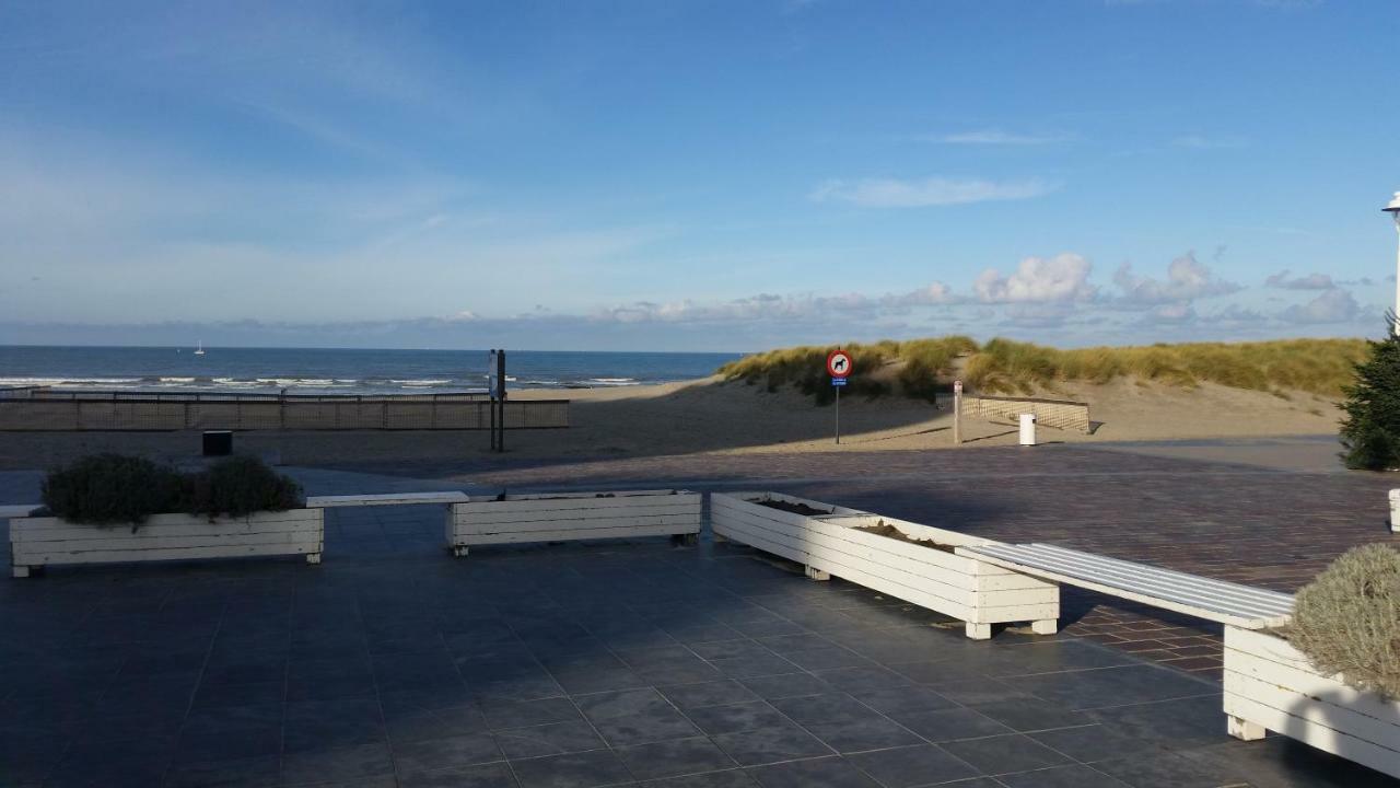 Studio On The Beach With Sea View Middelkerke Eksteriør bilde